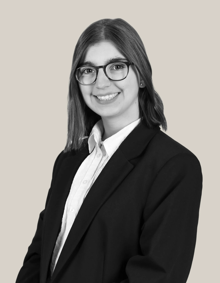 Gold Coast Estates Iruña - Inmobiliaria, Reformas e Inversión en Pamplona 5 Lucía Amatriain Oficina Inmobiliaria Pamplona Gold Coast Estates Iruña 3